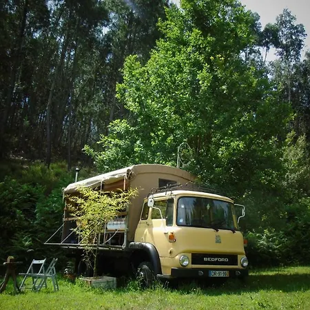 Κάμπινγκ The Bumble Bedford